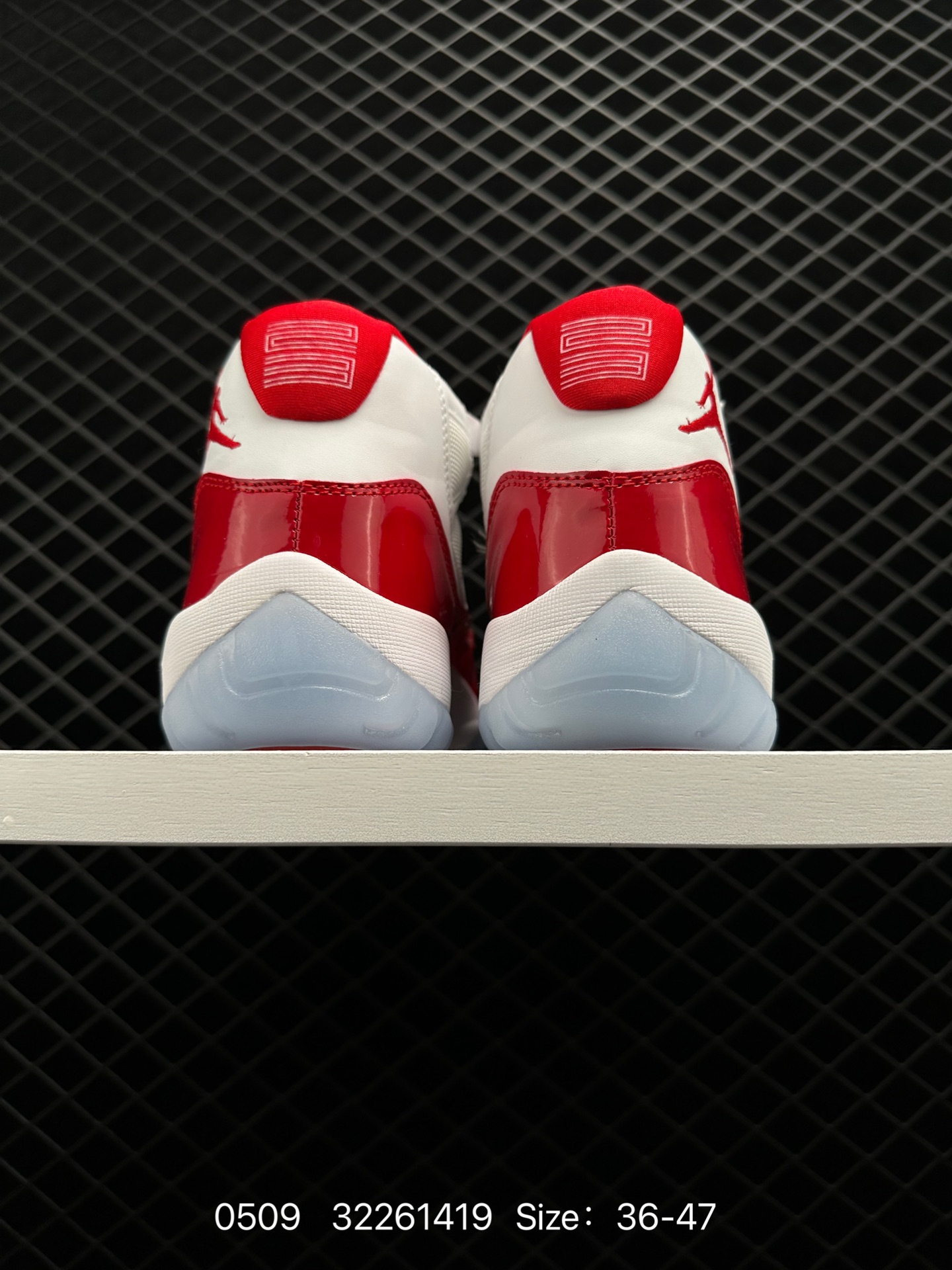 Air Jordan 11 Retro Low 